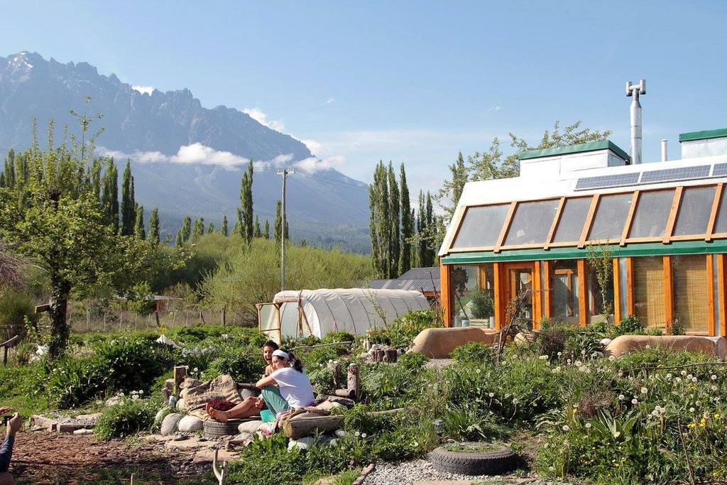 Earthship Patagonia Eco Accommodations El Bolson Bagian luar foto