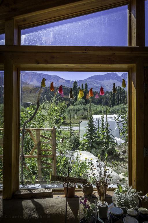 Earthship Patagonia Eco Accommodations El Bolson Bagian luar foto